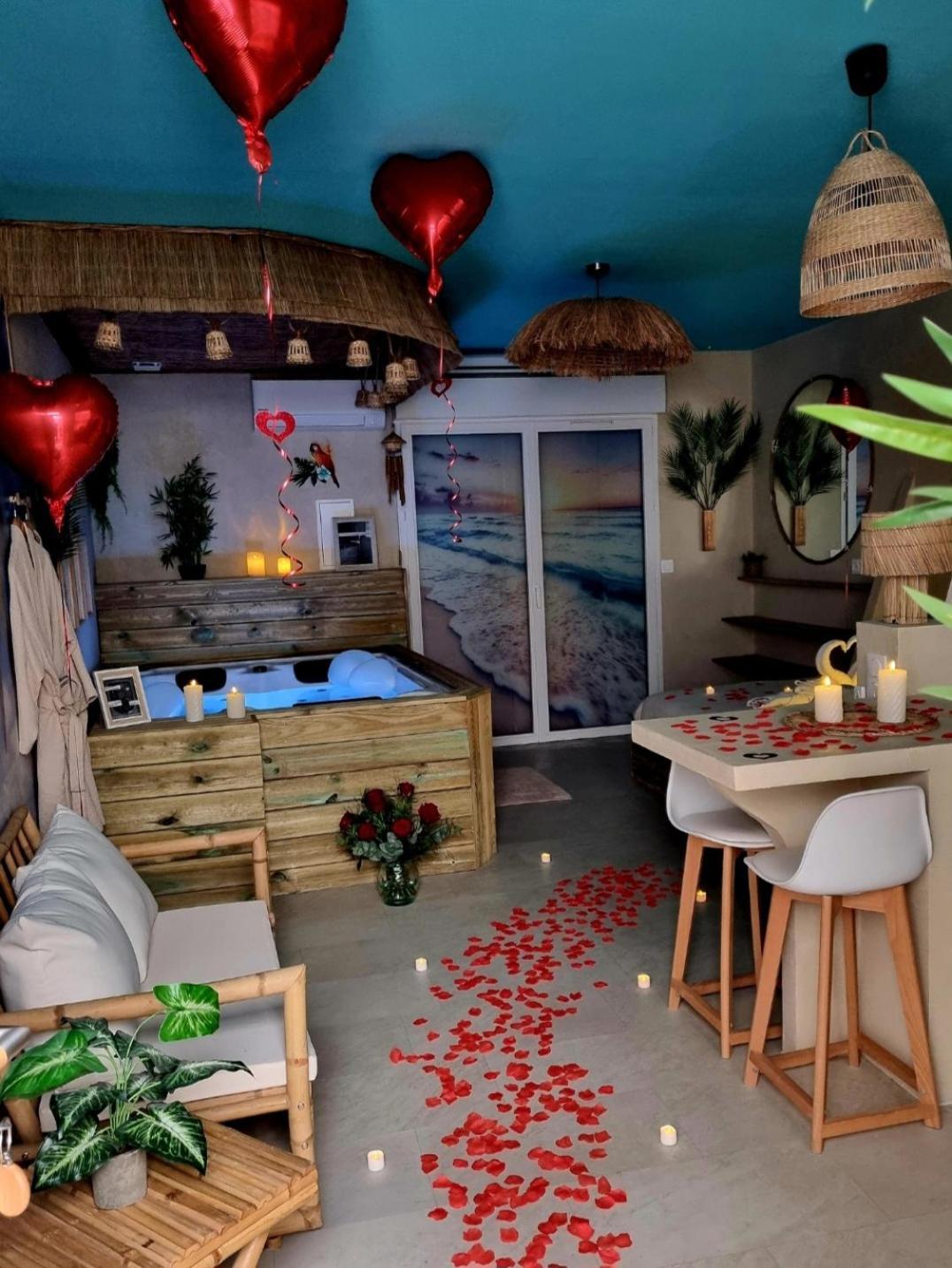 Les Spas De La Mer, Appart&Spa Aloha, 100M De La Plage, Plein Coeur Du Grau Льо Гро-дю-Роа Екстериор снимка