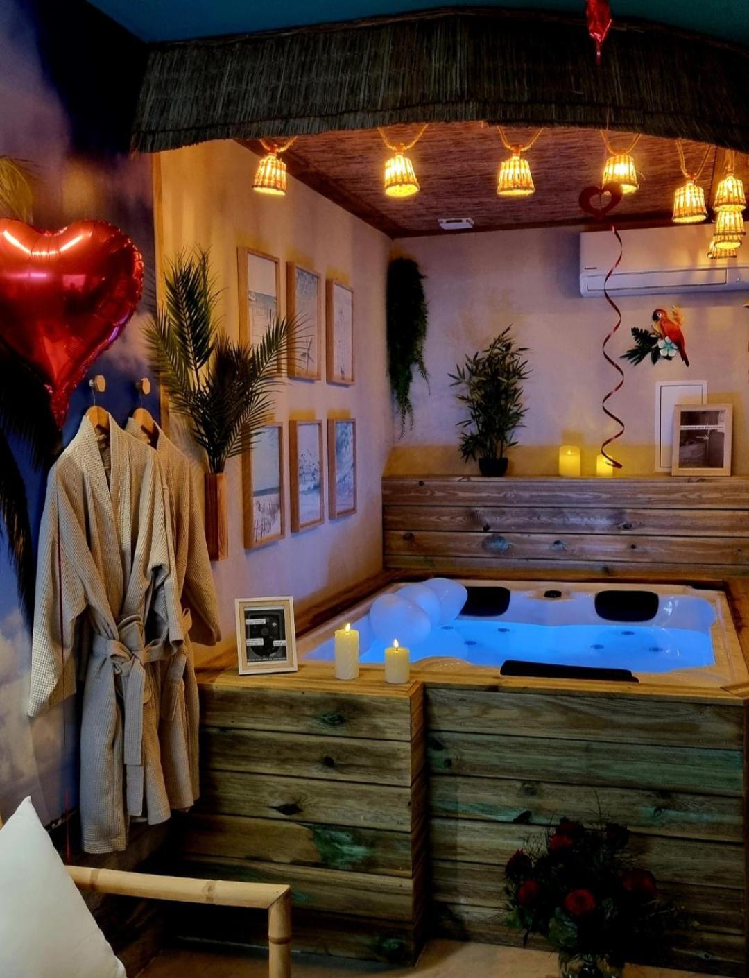 Les Spas De La Mer, Appart&Spa Aloha, 100M De La Plage, Plein Coeur Du Grau Льо Гро-дю-Роа Екстериор снимка