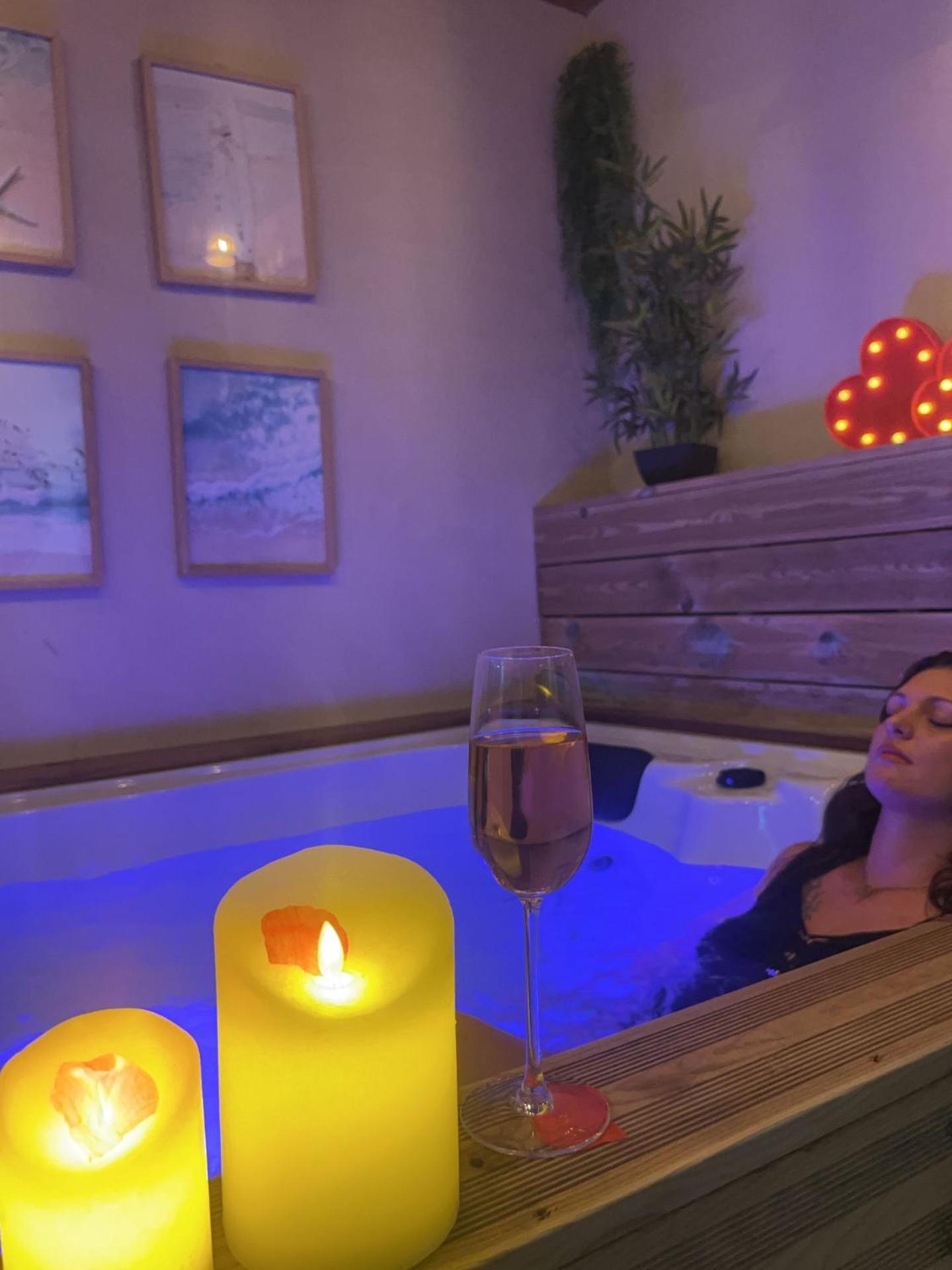 Les Spas De La Mer, Appart&Spa Aloha, 100M De La Plage, Plein Coeur Du Grau Льо Гро-дю-Роа Екстериор снимка